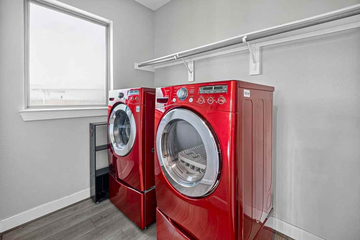 2600 Golden Palms Ln - Photo 6 of 22