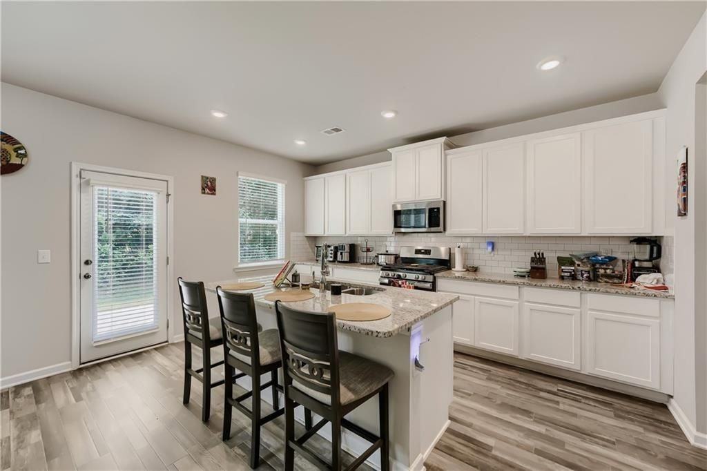 378 Paden Way - Photo 5 of 20