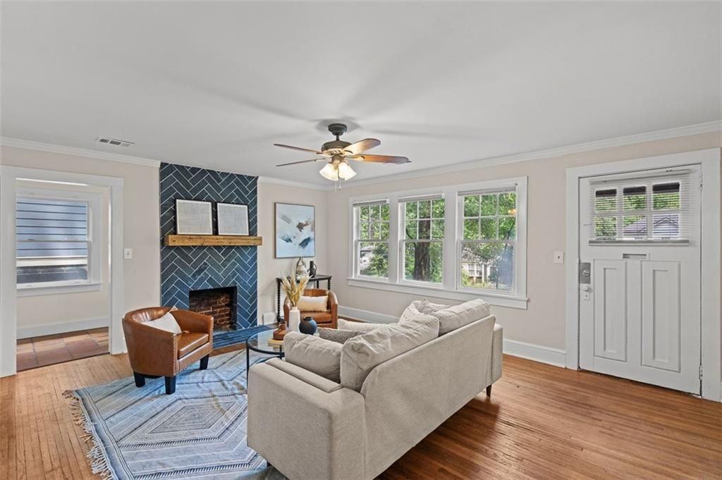 1339 Miller Reed Ave Se - Photo 2 of 20
