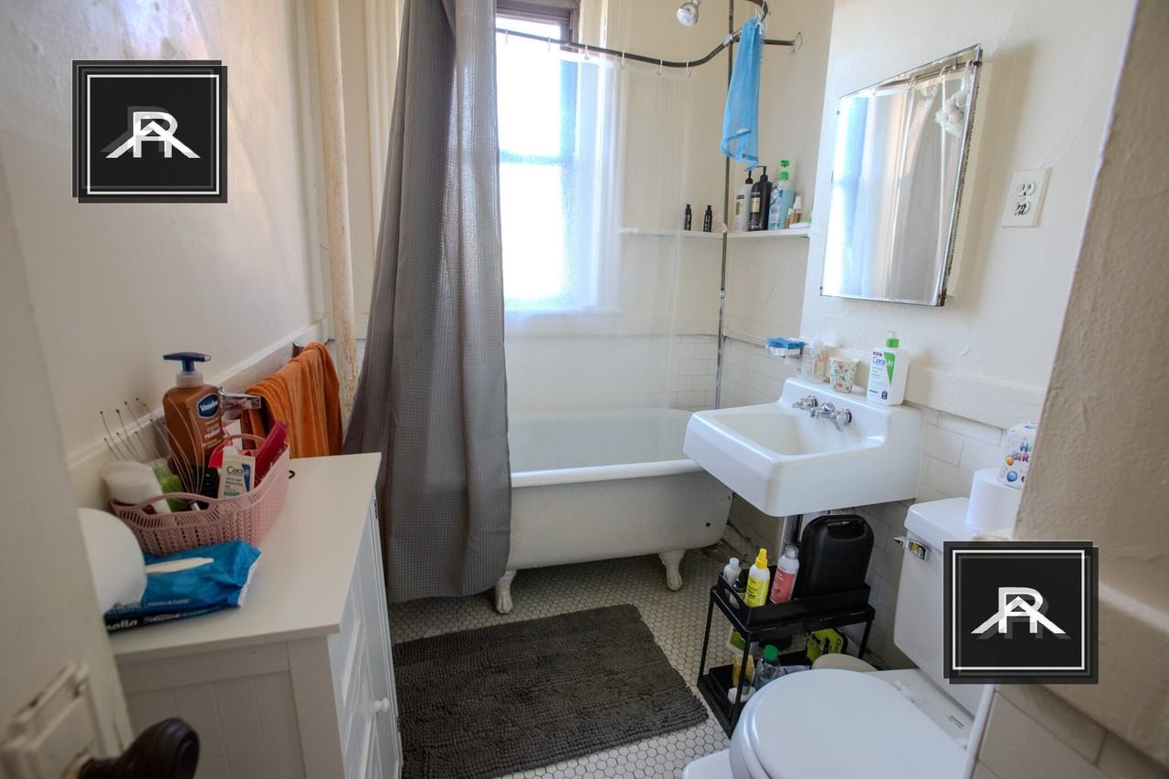 1444A Commonwealth Ave #3 - Photo 4 of 4