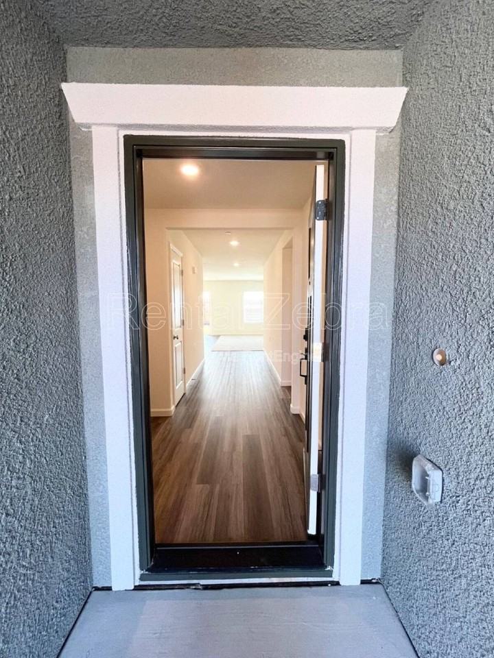 4064 Cinnabar Ct - Photo 3 of 10