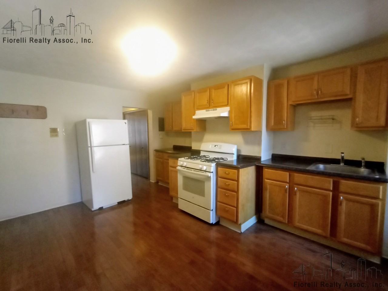 Endicott St. & Thacher St. #3 - Photo 2 of 24