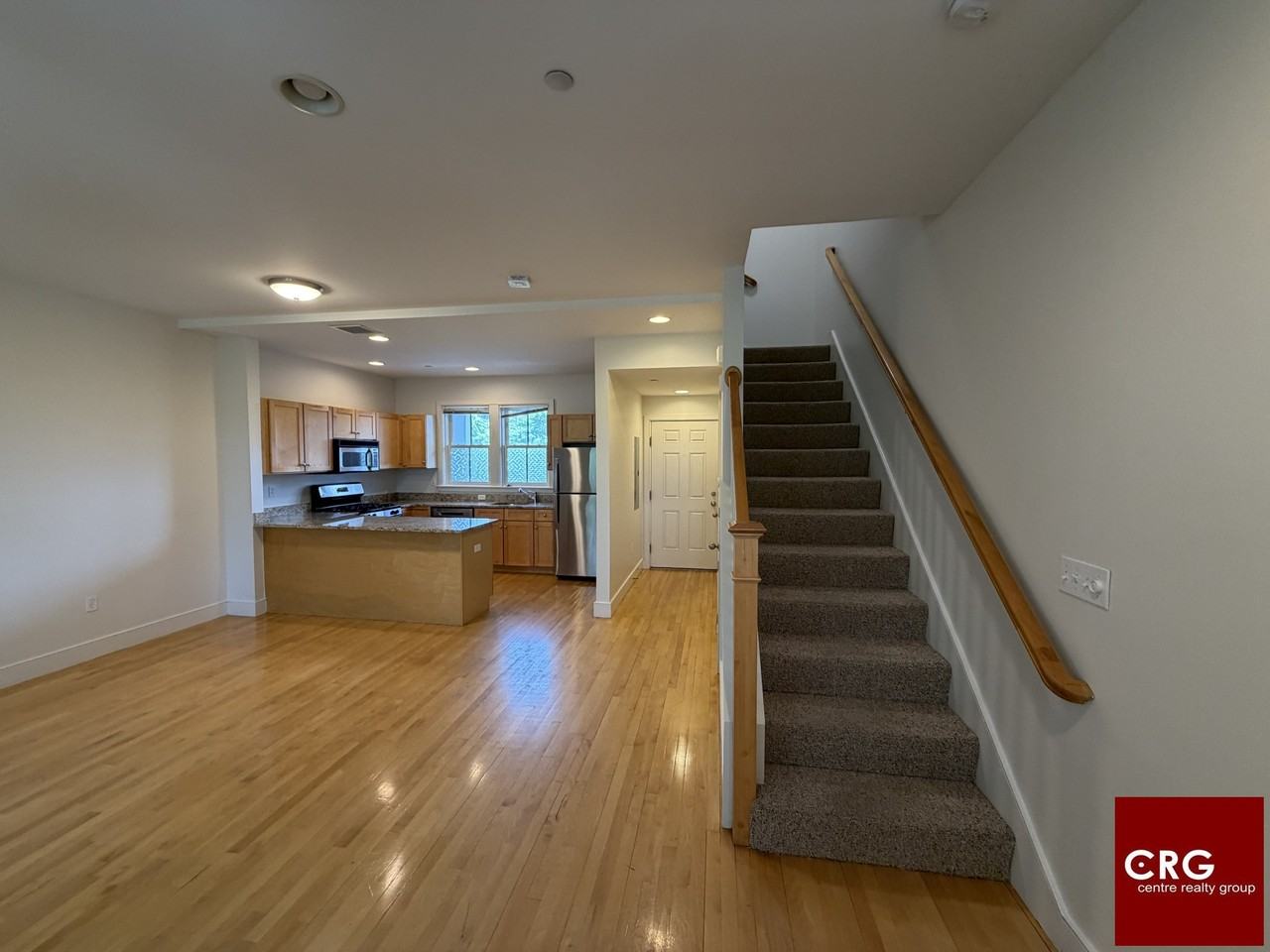 104 2nd St #U10 - Photo 3 of 11