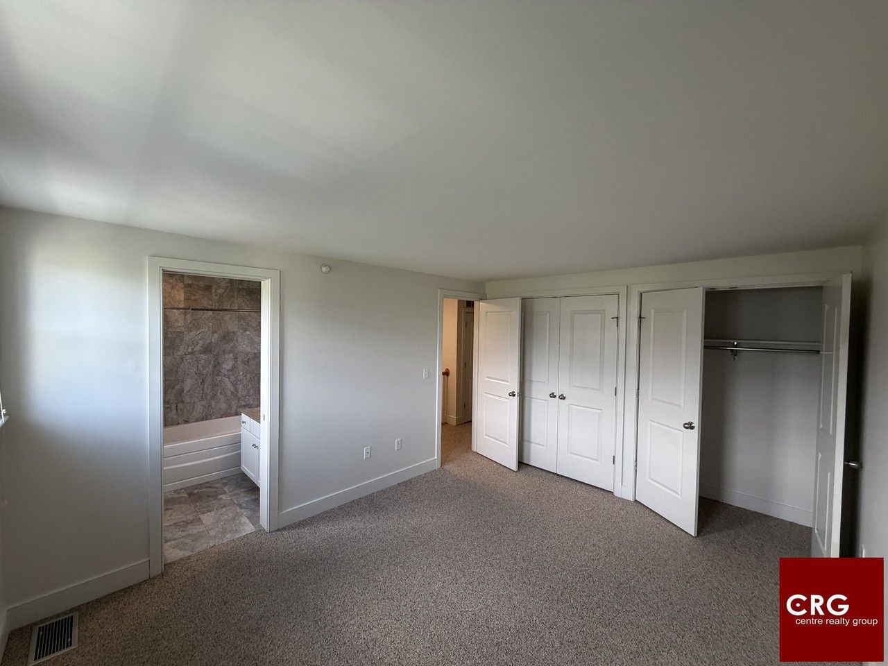 104 2nd St #U10 - Photo 5 of 11