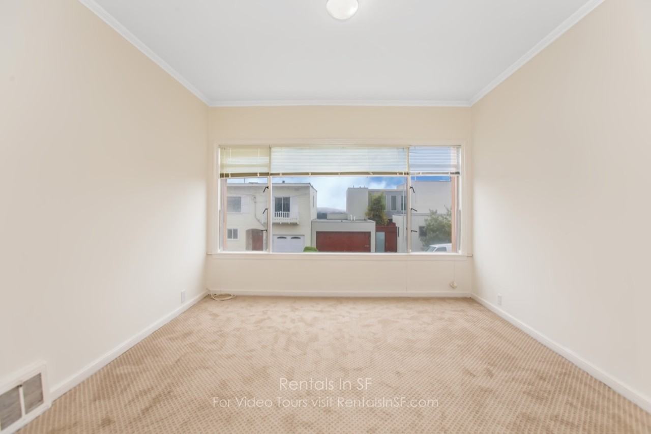 150 Sutro Heights Ave #2 - Photo 2 of 20