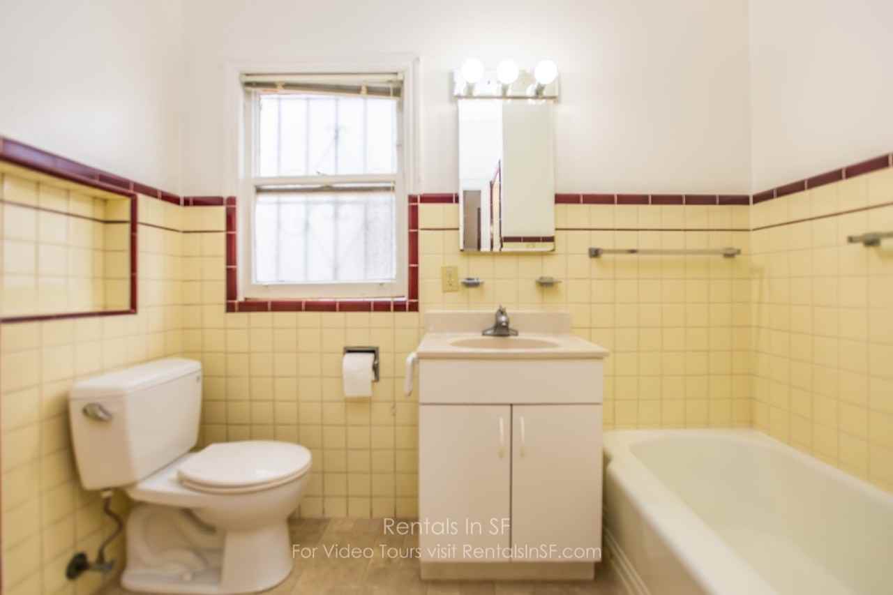 150 Sutro Heights Ave #2 - Photo 5 of 20