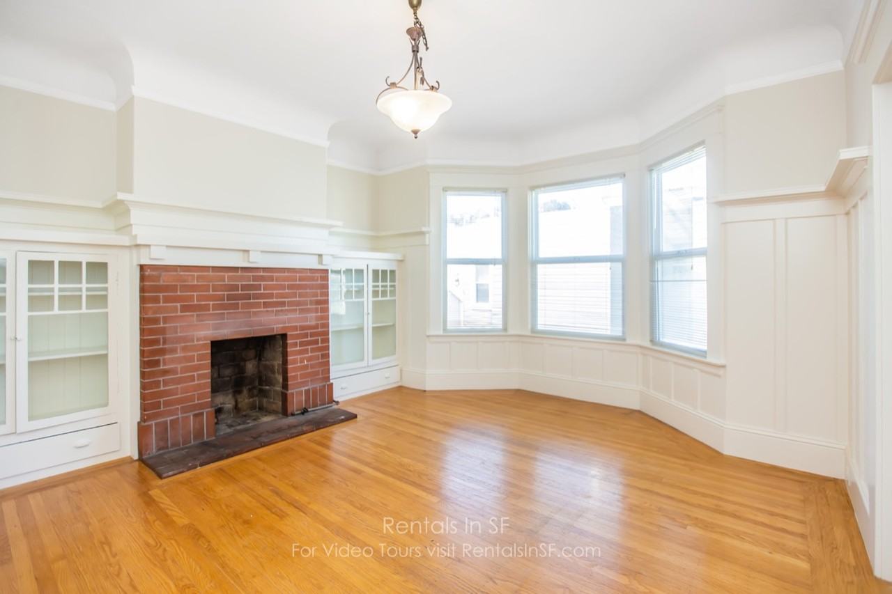 107 Woolsey St - Photo 3 of 10