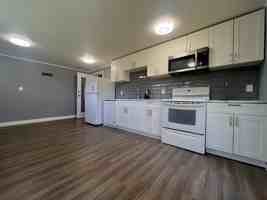 featured image of 17872 58 Avenue #Lower
