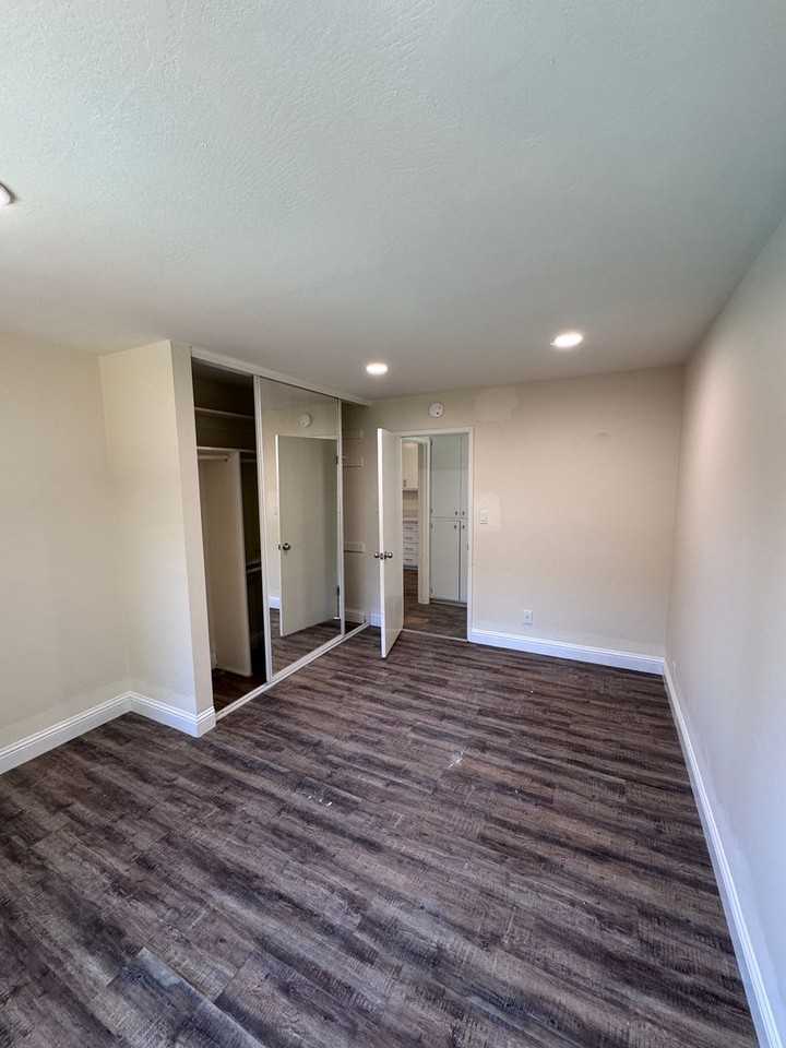532 Bancroft Avenue - Photo 6 of 21