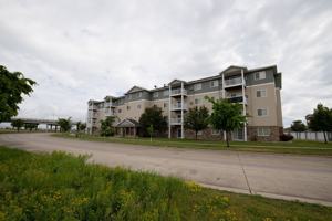 featured image of 2055 Dakota Dr N