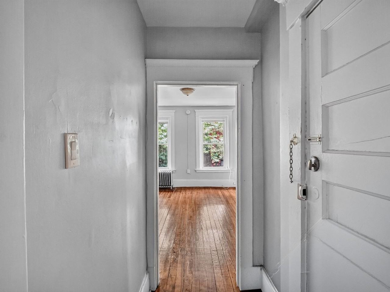 165 Park Street - Photo 5 of 6