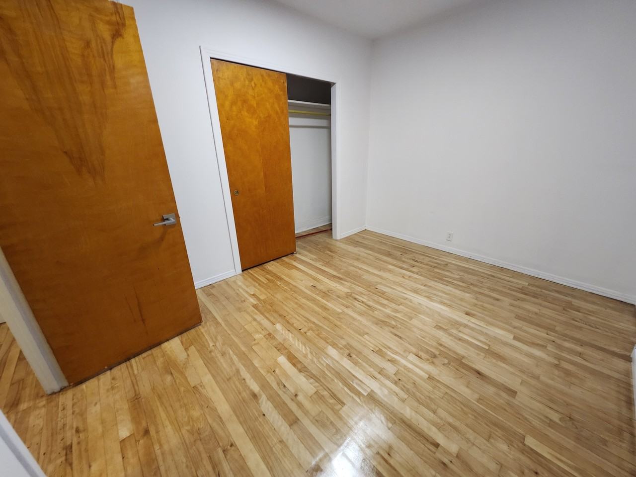 527 Rue Lepailleur - Photo 2 of 15