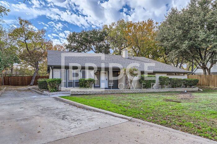 2933 Deep Valley Trl