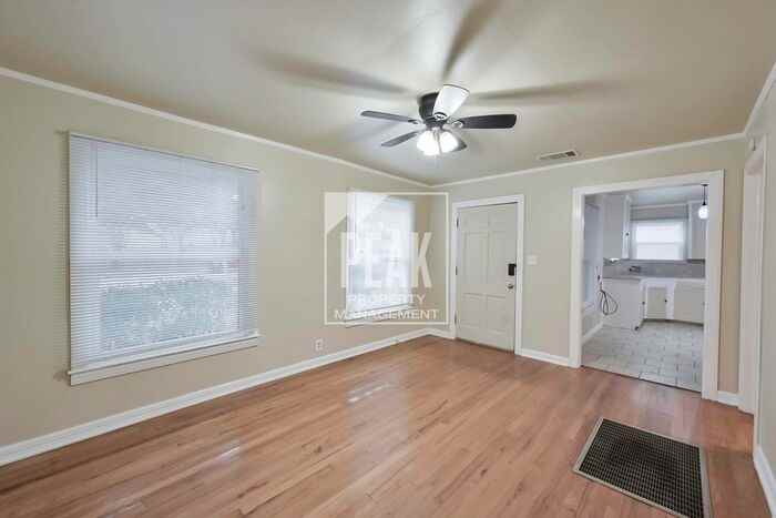 4437 Donnelly Ave - Photo 6 of 24