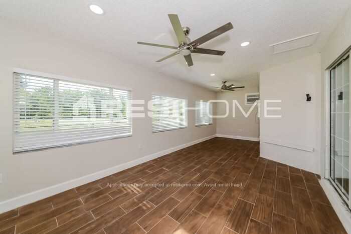 6405 64th Dr E - Photo 6 of 19