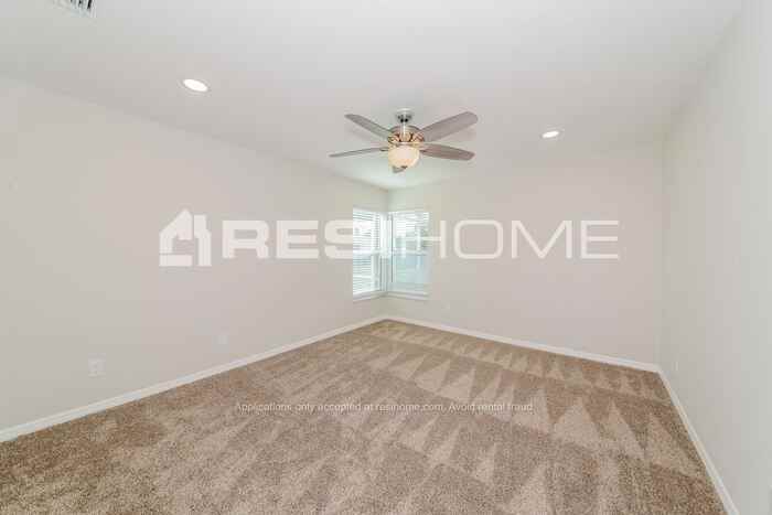 6405 64th Dr E - Photo 7 of 19