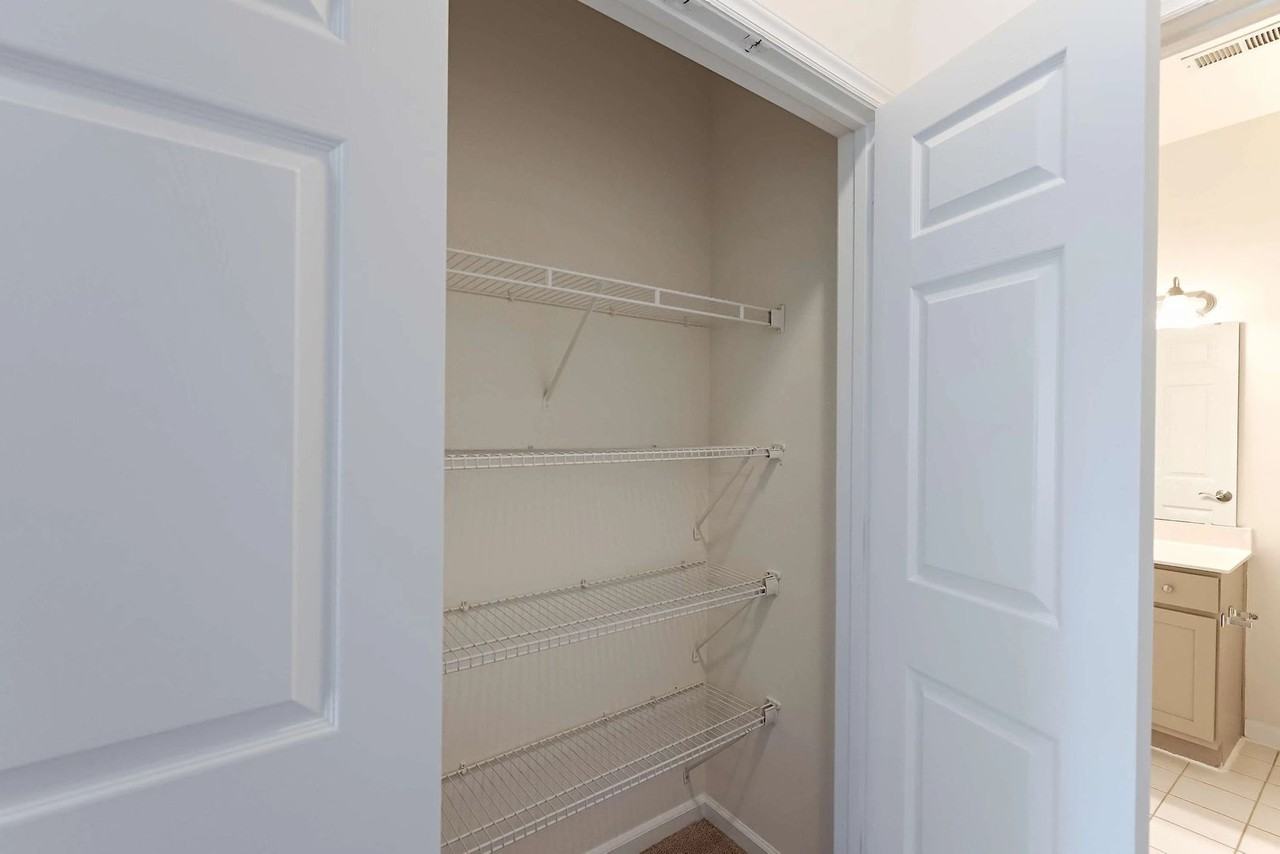 Granite Ridge Apartments - Photo 7 of 31