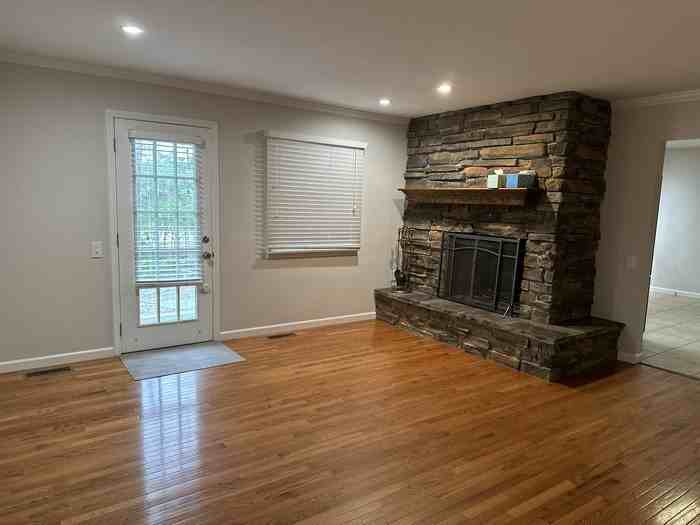 1308 Palm Ridge Ct - Photo 4 of 23