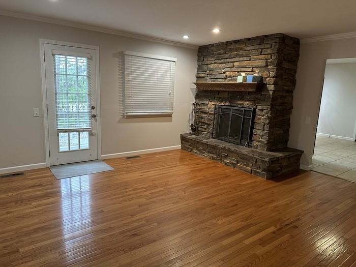 1308 Palm Ridge Ct - Photo 5 of 23