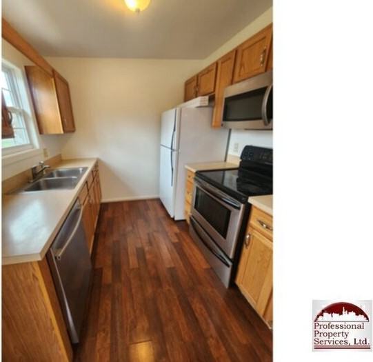 1048 Kasinof Ave - Photo 2 of 25