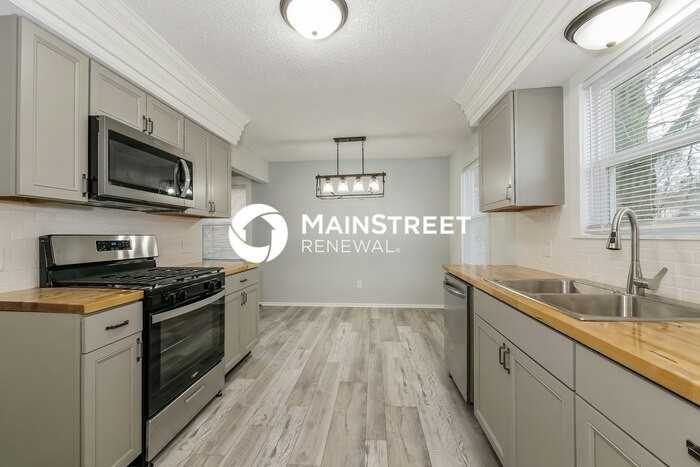 20308 E 17th St N - Photo 7 of 17