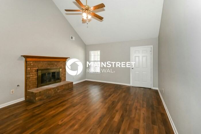 9917 Riggan Dr - Photo 4 of 16