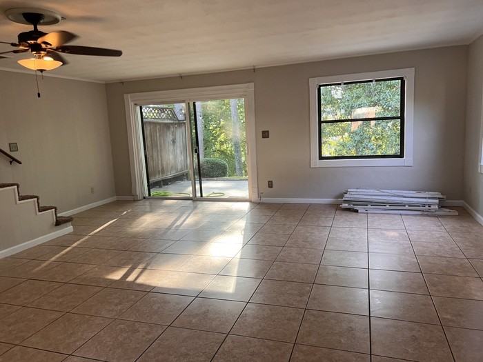2089 Pine Tree Dr - Photo 4 of 10