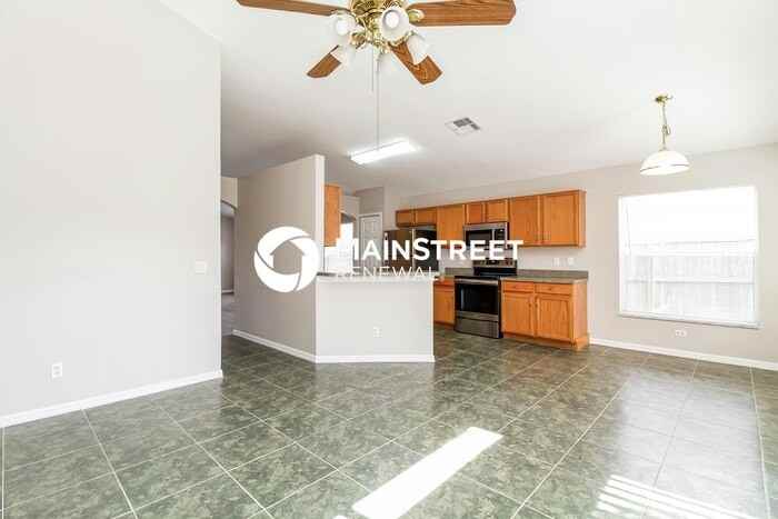 13852 Valleybrooke Ln - Photo 6 of 16