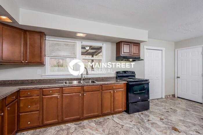 7412 Lesane Dr - Photo 6 of 16