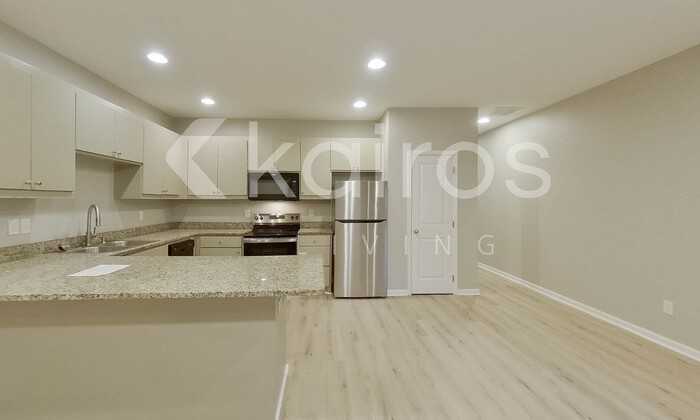 1916 Perry St #B - Photo 7 of 24
