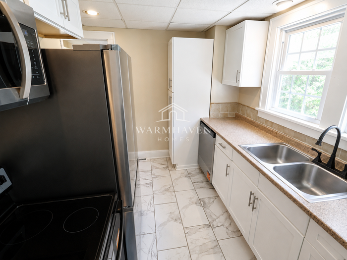 1500 Beardsley St - Photo 6 of 17