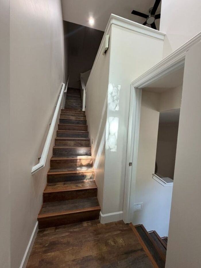 555 W 6th St #555W6th - Photo 5 of 31