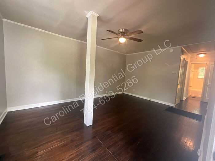 6013 Carver Blvd #B - Photo 3 of 14