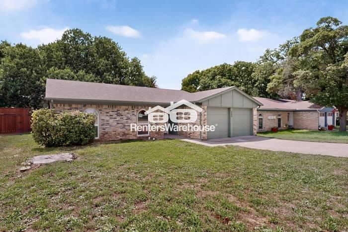 5306 Vincennes Ct - Photo 4 of 44