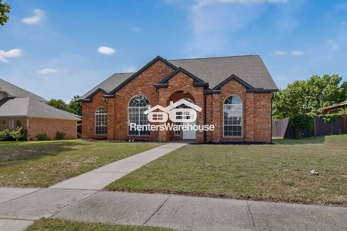 619 Ridgemont Dr - Photo 4 of 46