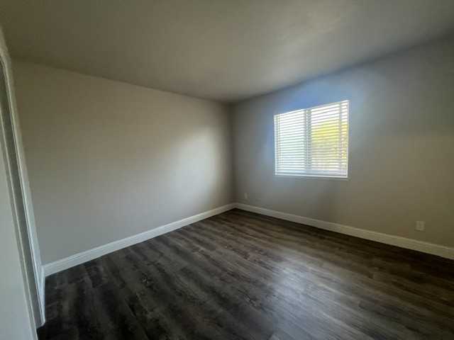 2926 N Tracy Blvd #4 - Photo 5 of 9