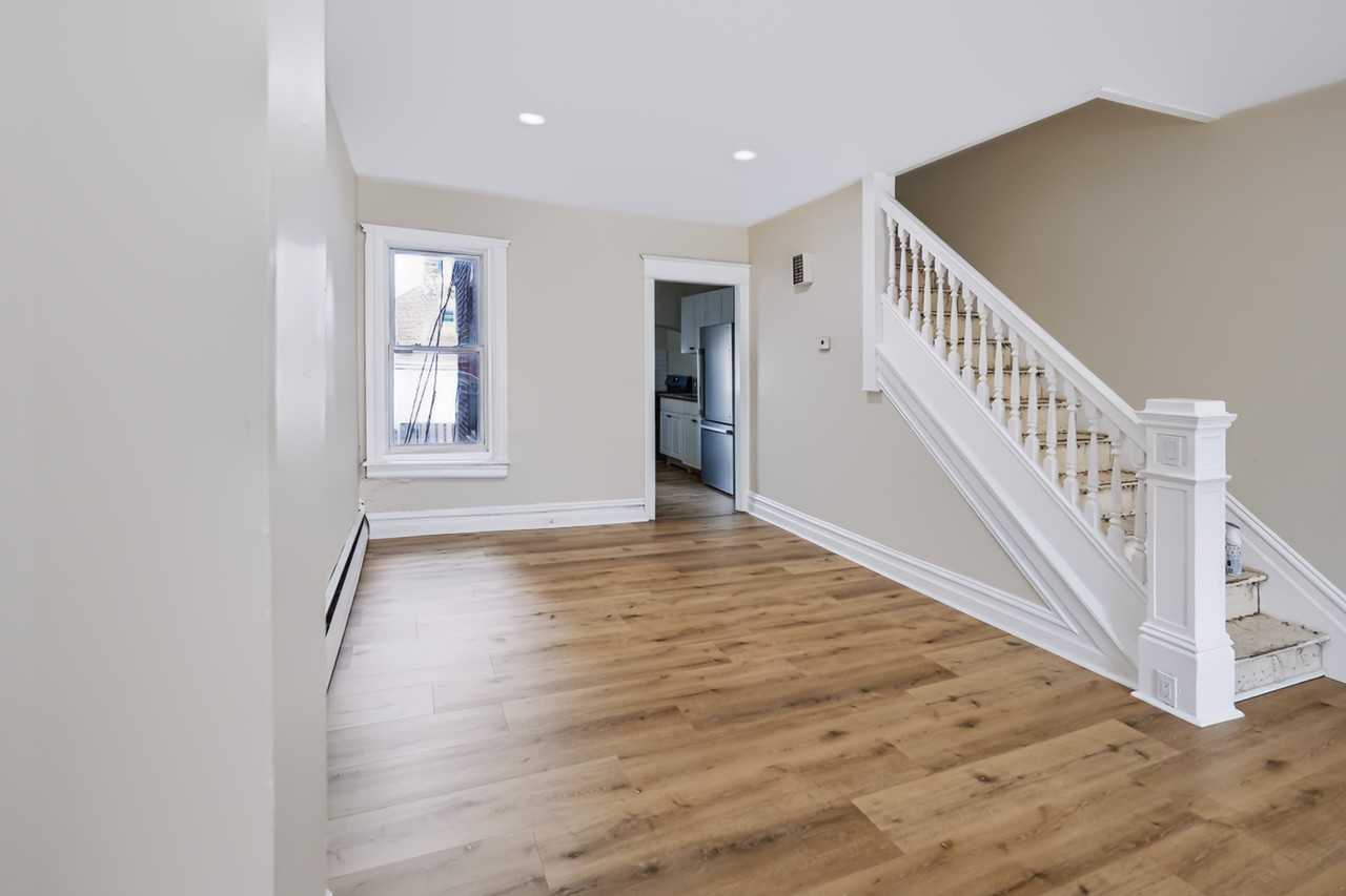 42 S Carlisle St #42 - Photo 2 of 12