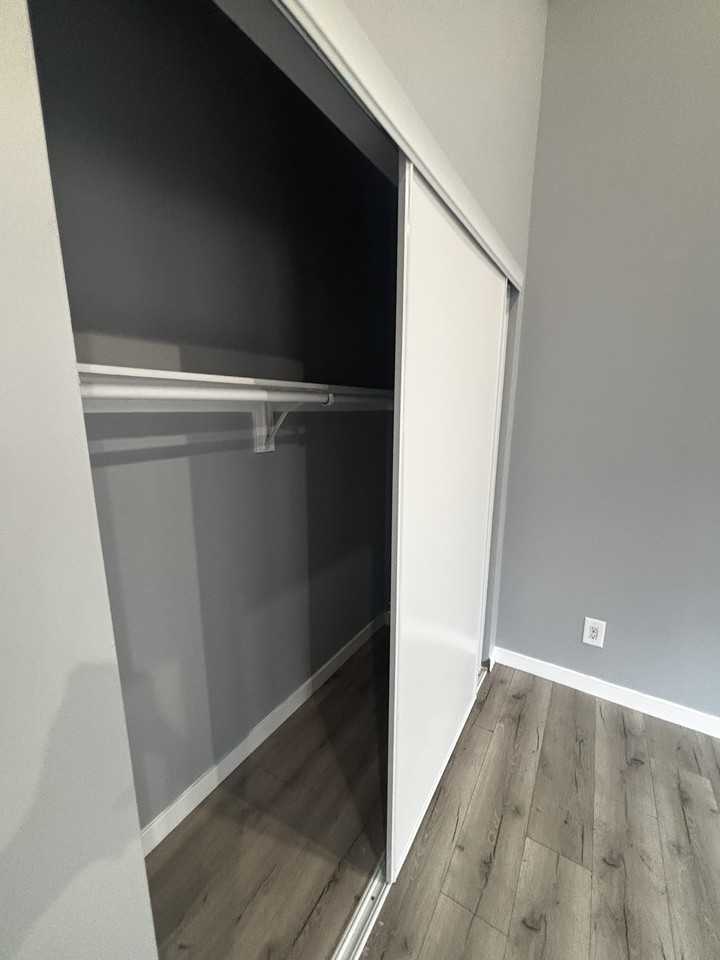 1726 W 22nd St #NA - Photo 4 of 15