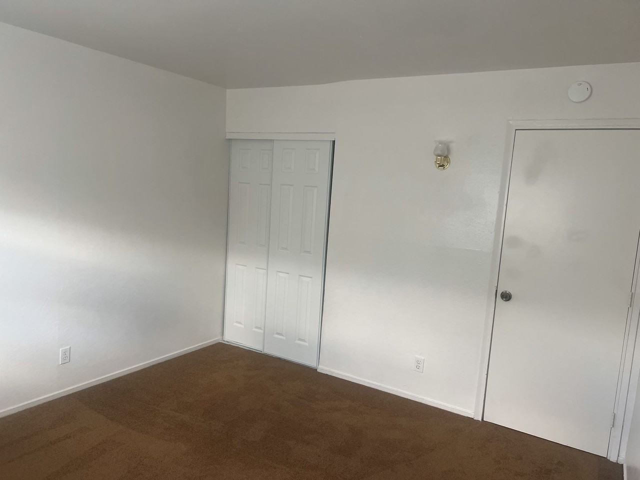 1545/57 Montair Apartments - Photo 6 of 9