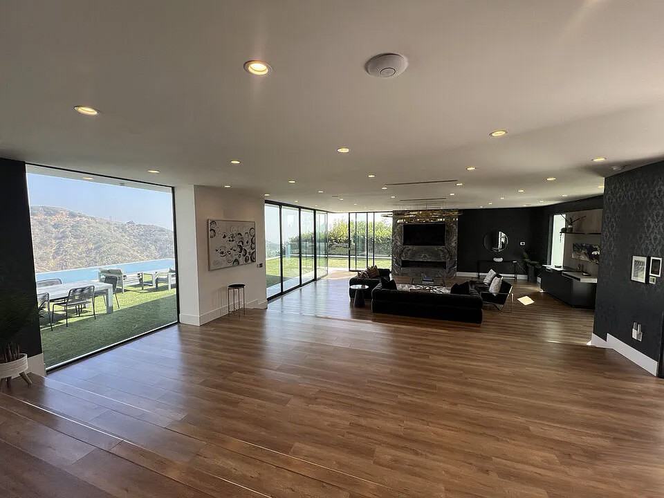 2110 Hercules Dr #NA - Photo 2 of 14