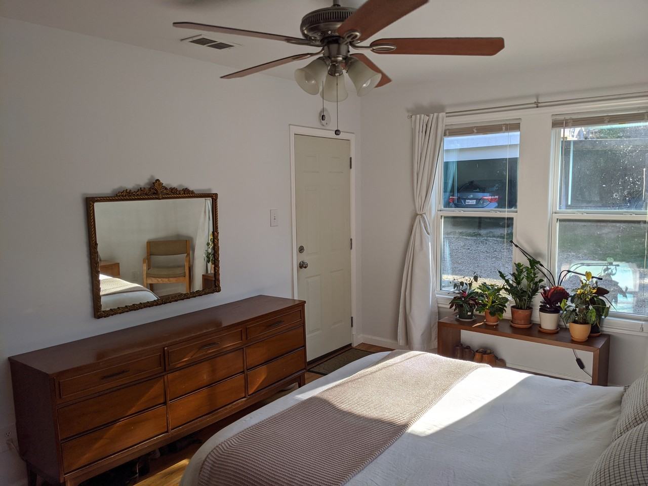 831 N Crawford St #A - Photo 4 of 8