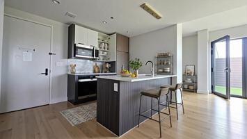 featured image of 1890 Pelham Parkway South #9C