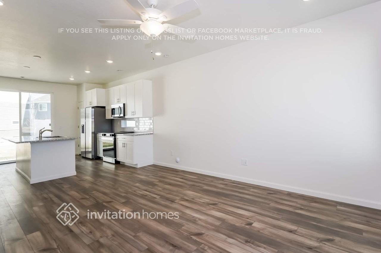 405 E Kanab Creek Dr - Photo 5 of 16