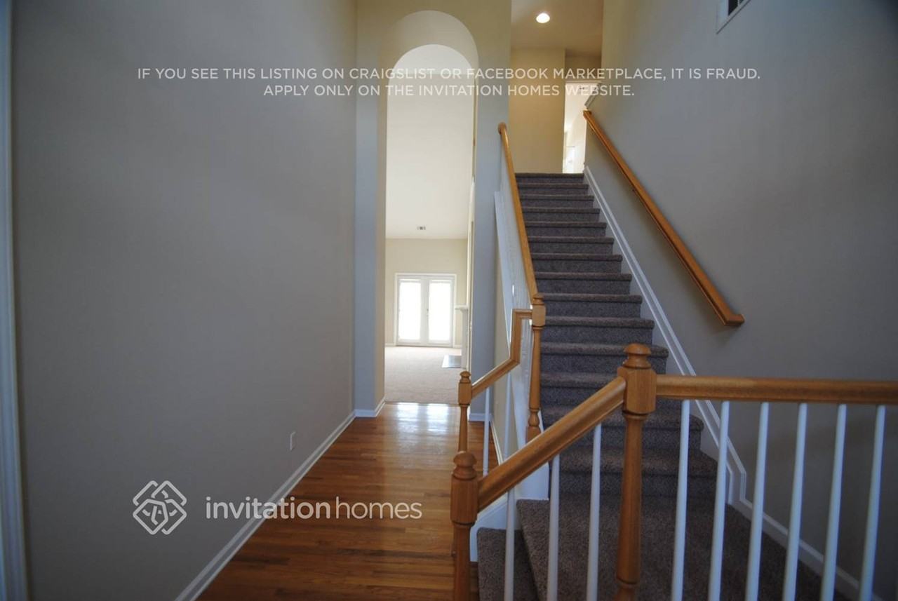 3735 Glenevon Ct - Photo 2 of 12