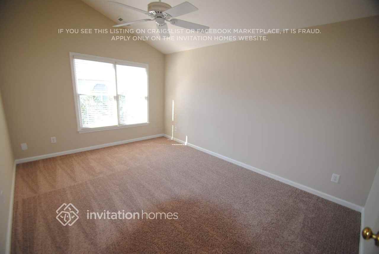 3735 Glenevon Ct - Photo 6 of 12