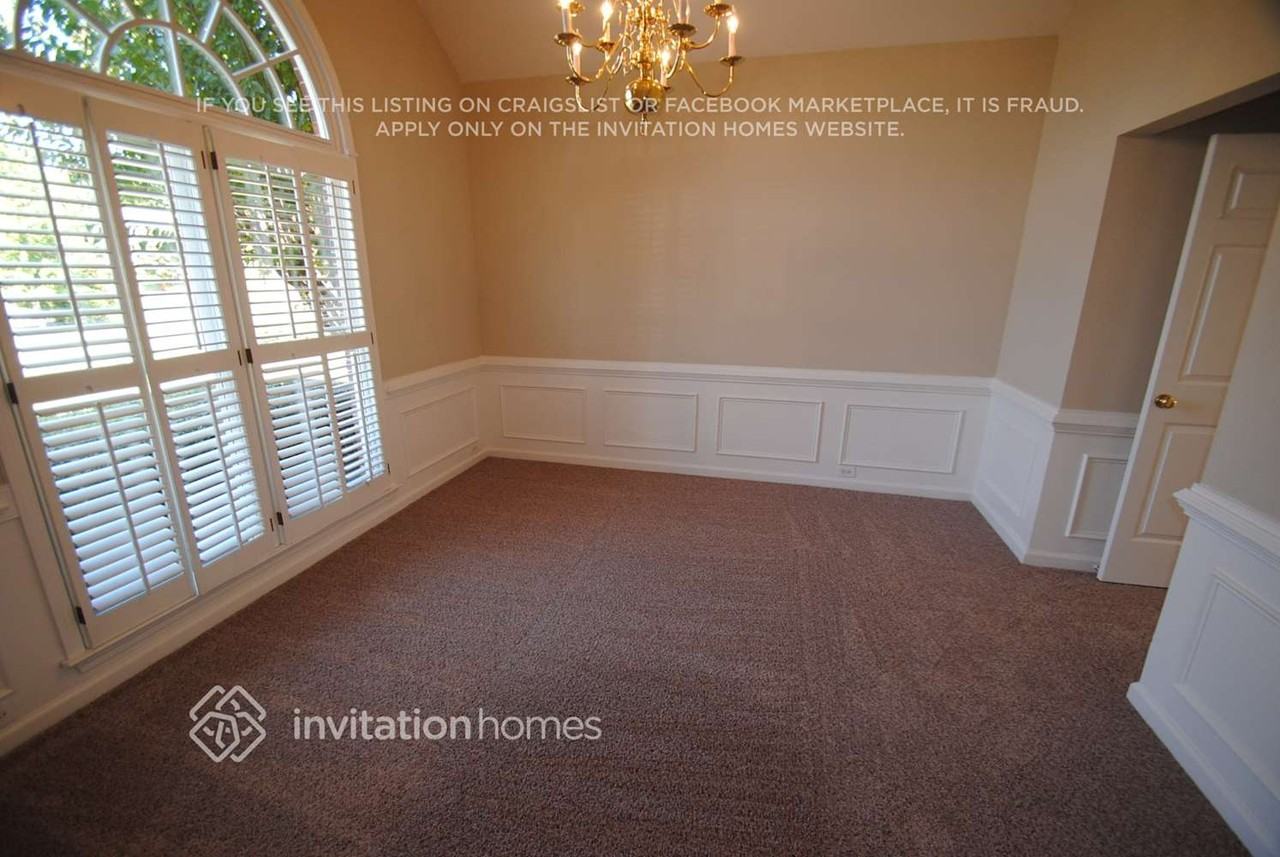 3735 Glenevon Ct - Photo 7 of 12