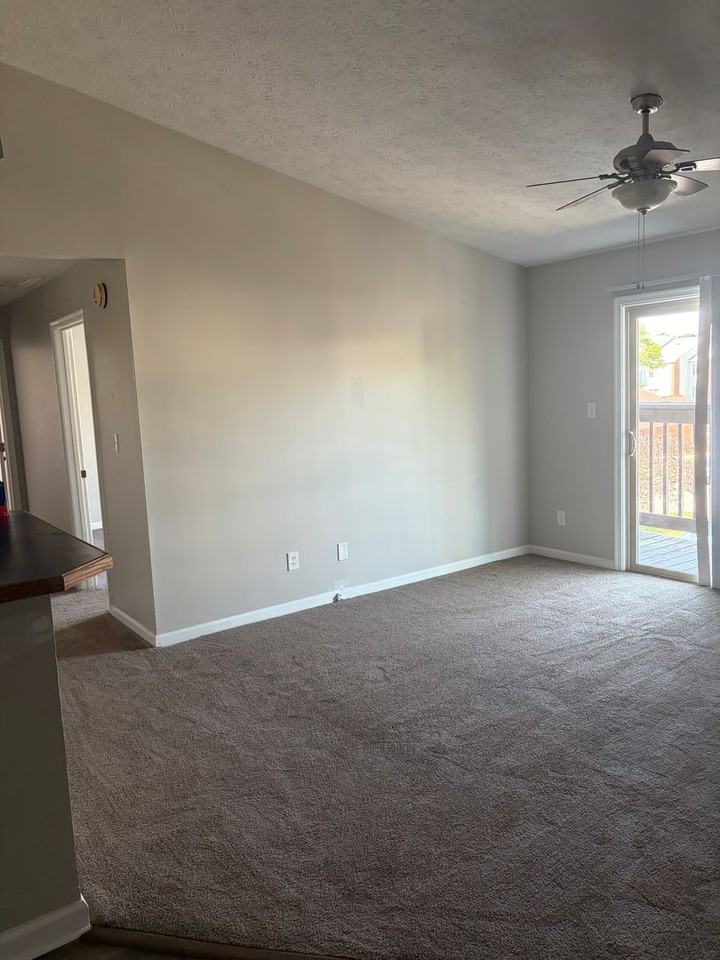 140 Haverford Ct - Photo 4 of 16