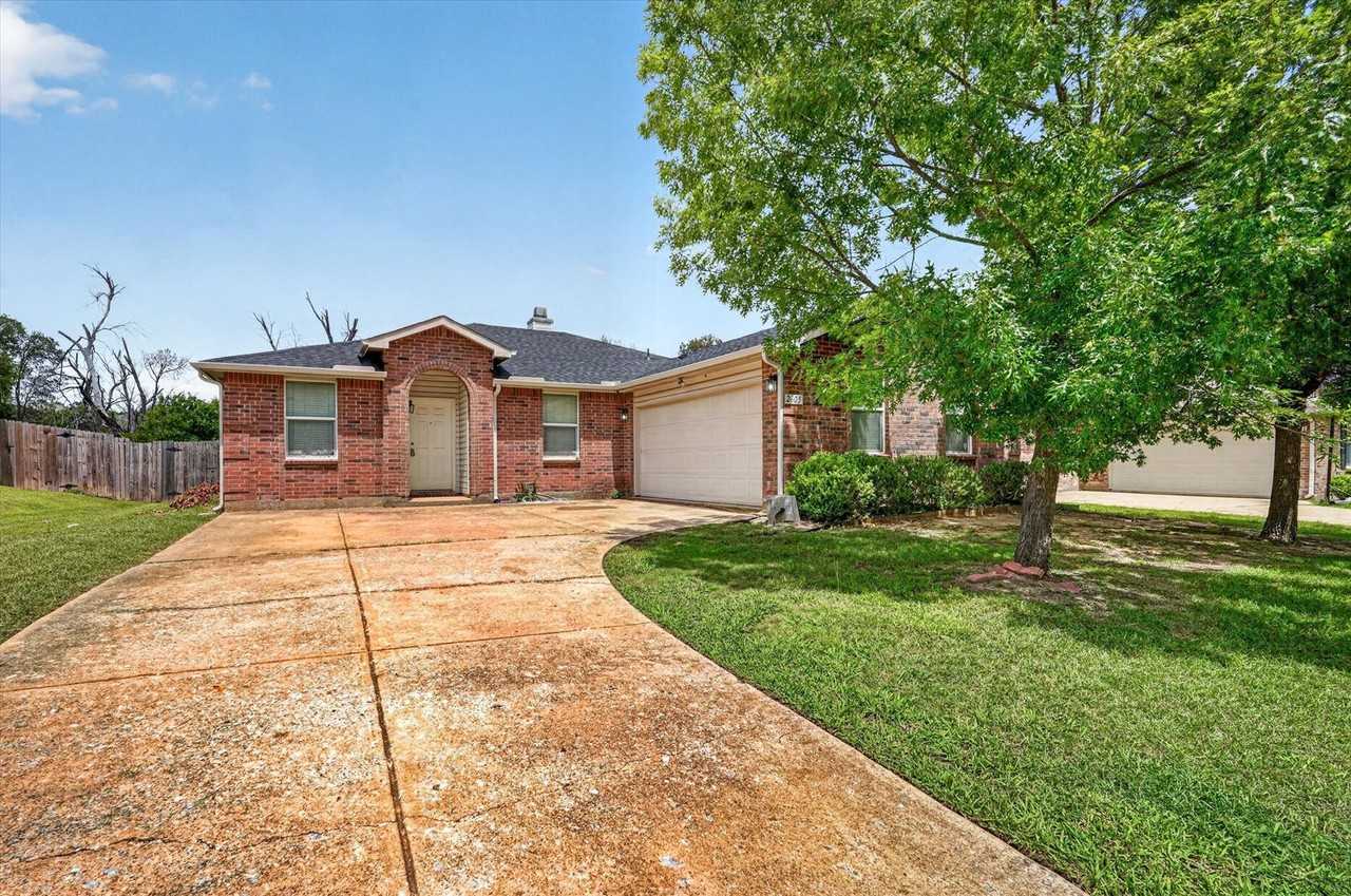 2805 Cameron Way