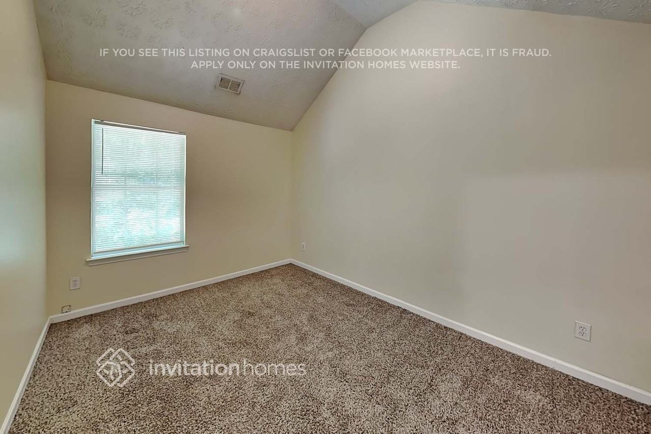 3985 Melanie Woods Dr - Photo 6 of 20