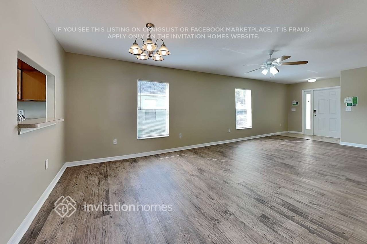 13519 Fladgate Mark Dr - Photo 5 of 19